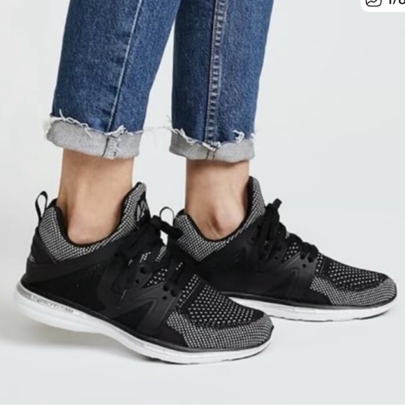 APL Shoes - NWT Athletic Propulsion Labs APL Women's Ascend Sneakers- Blsck/ White Size 5